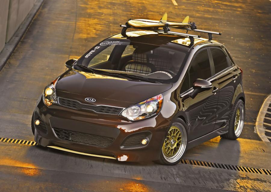  Kia Rio Retro Surf 2011 года  (фото 24 из 25)